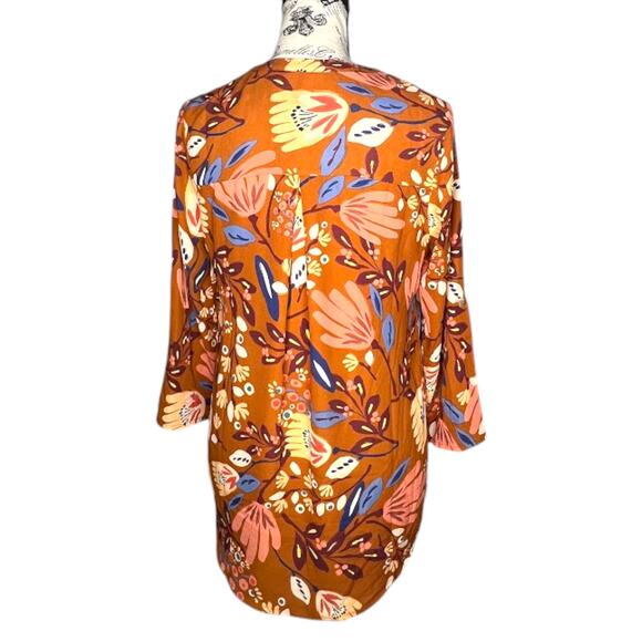 Daniel Rainn (M) Floral Notch Neck Blouse Long Sleeve Roll Tab High Low Hem Top - Picture 3 of 10